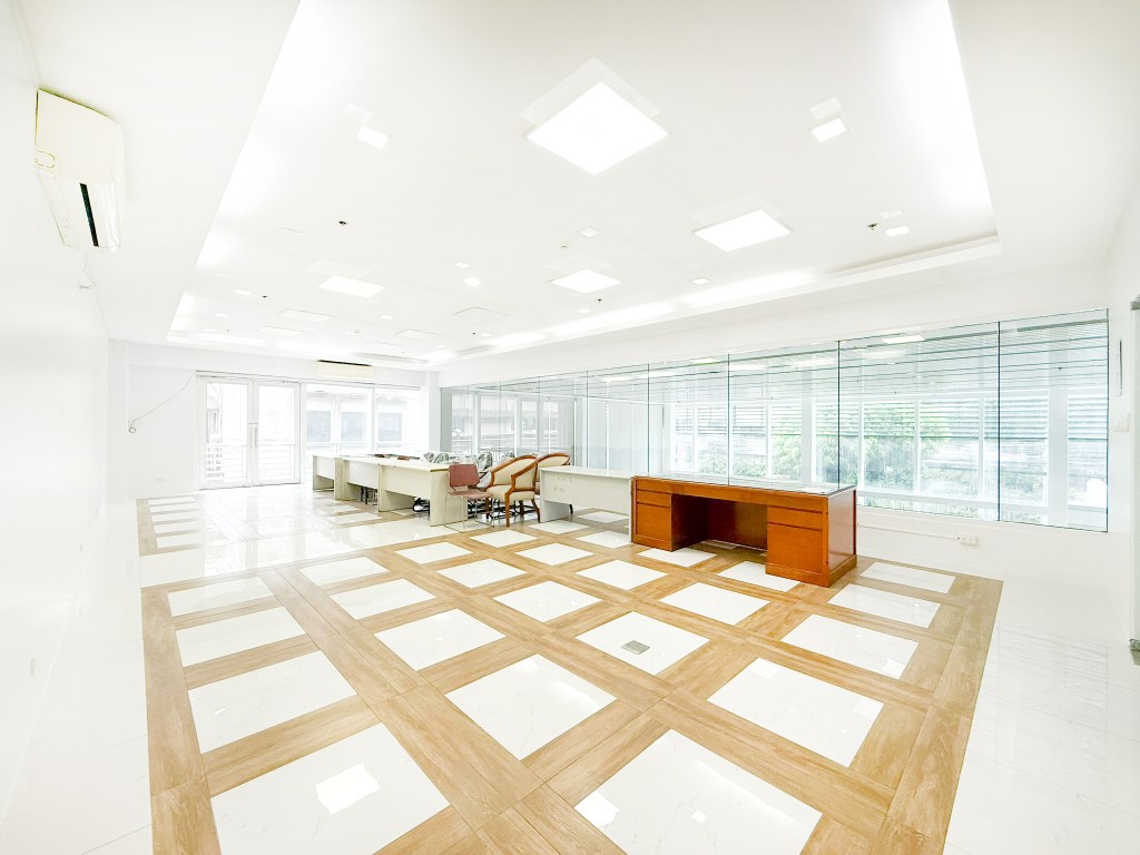 105 sqm Commercial Office 2nd floor Unit Space for Rent Lease Makati Don Chino&nbsp;Roces